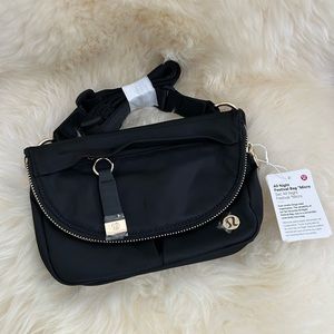 Lululemon All Night Micro Festival Bag/Black&Gold/NWT